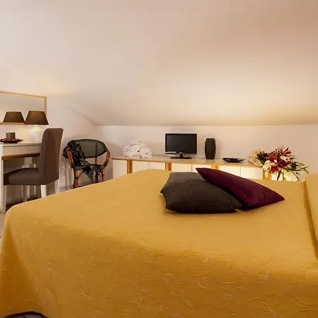 Hotel Locanda Rosy 2*