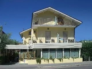 Hotel Locanda Rosy 2*