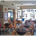 Rosy מלון 2*