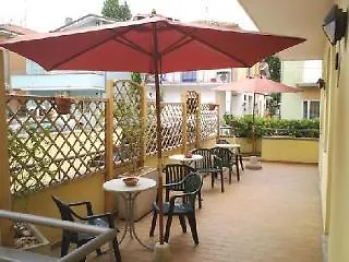 Rosy 2* Cattolica