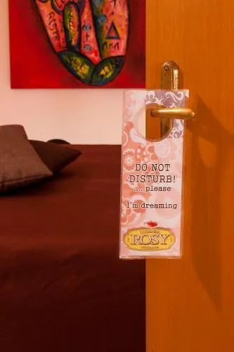 Hotel Locanda Rosy 2*